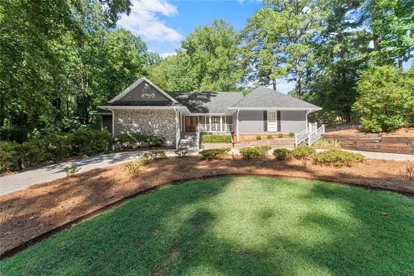 8390 Valley Tarn, Atlanta, GA 30350