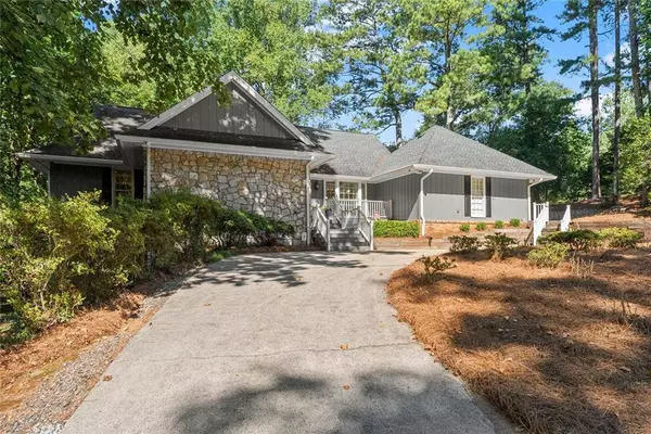 8390 Valley Tarn, Atlanta, GA 30350