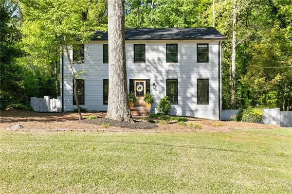 2212 Brookfield DR, Lawrenceville, GA 30043