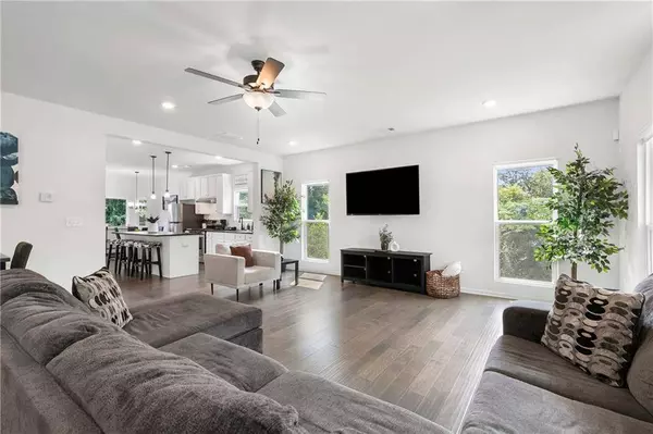 973 Mayson Turner RD NW, Atlanta, GA 30314