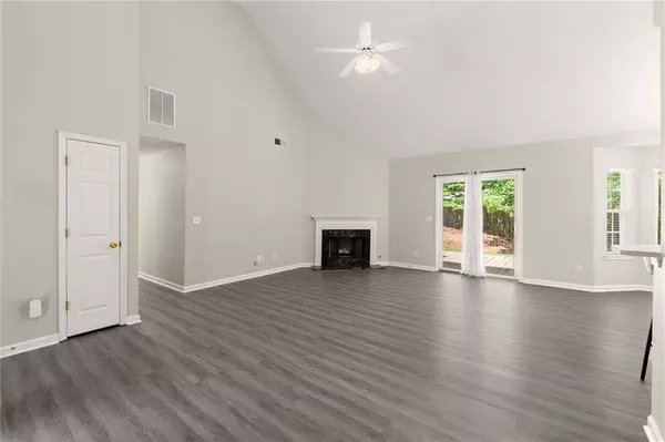 2880 Cressington BND NW, Kennesaw, GA 30144