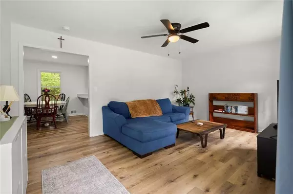 52 Cane Creek Valley RD, Dahlonega, GA 30533