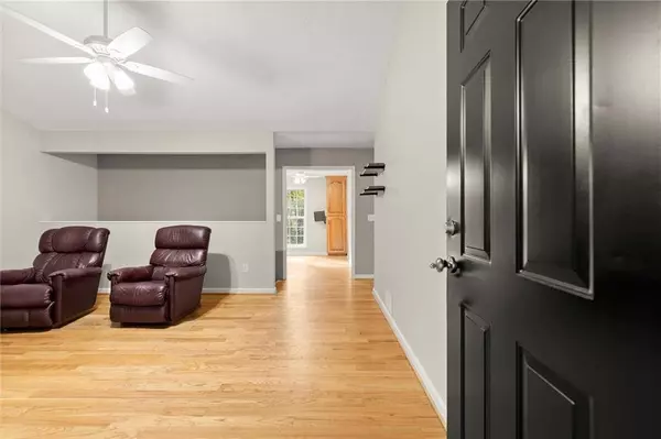 105 Holcomb RD, Dawsonville, GA 30534