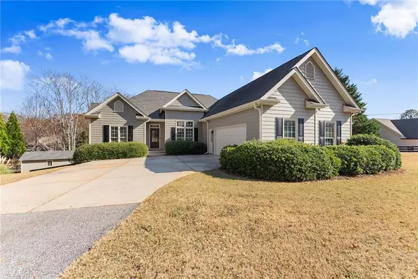 1805 N Clement RD, Cumming, GA 30041