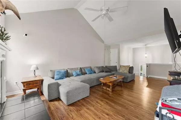 5920 Branden Hill LN, Buford, GA 30518