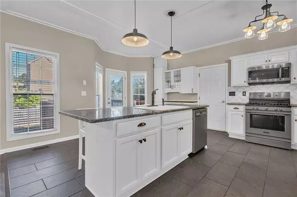 122 Prince WAY, Hiram, GA 30141