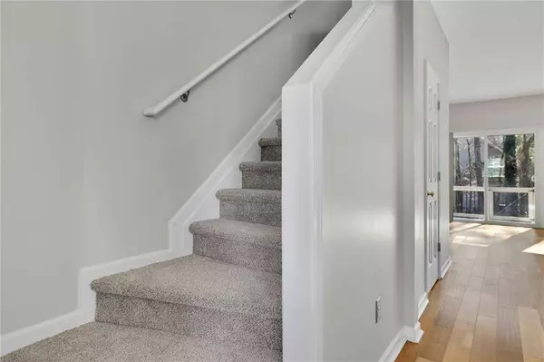 9165 Nesbit Ferry RD #39, Alpharetta, GA 30022