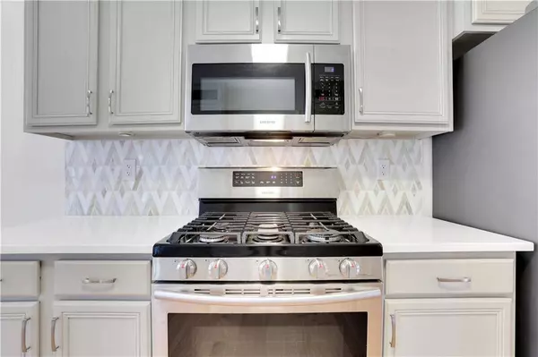 207 Amaranth CT, Ball Ground, GA 30107