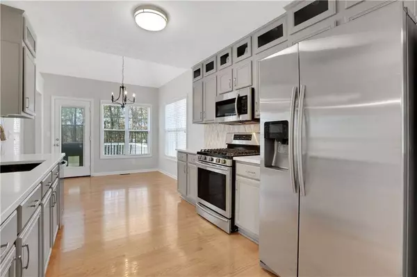 207 Amaranth CT, Ball Ground, GA 30107