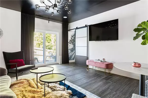 1984 Yellow Finch TRL SE, Atlanta, GA 30316