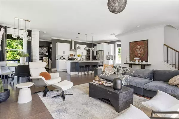 1984 Yellow Finch TRL SE, Atlanta, GA 30316