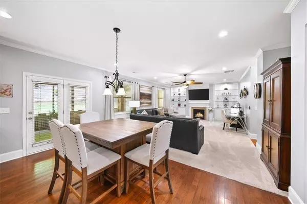 149 Manor LN, Woodstock, GA 30188