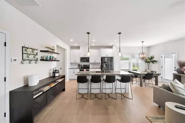 191 Madison BND, Woodstock, GA 30188