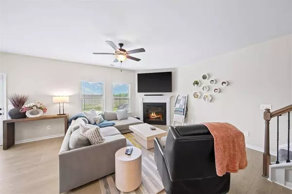 191 Madison BND, Woodstock, GA 30188