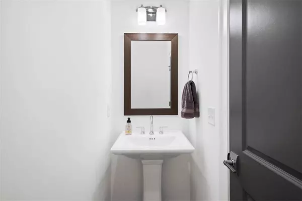 137 Devore RD #210, Alpharetta, GA 30009