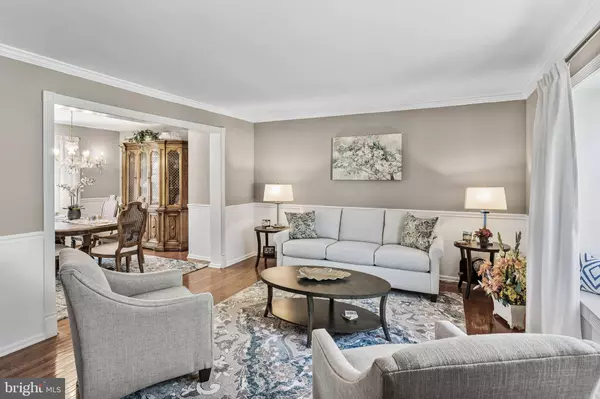 24 LANCELOT LA, Mount Laurel, NJ 08054