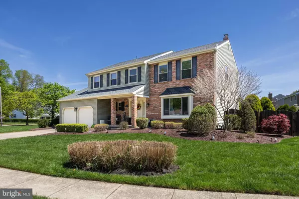 24 LANCELOT LA, Mount Laurel, NJ 08054