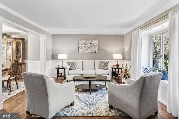 24 LANCELOT LA, Mount Laurel, NJ 08054