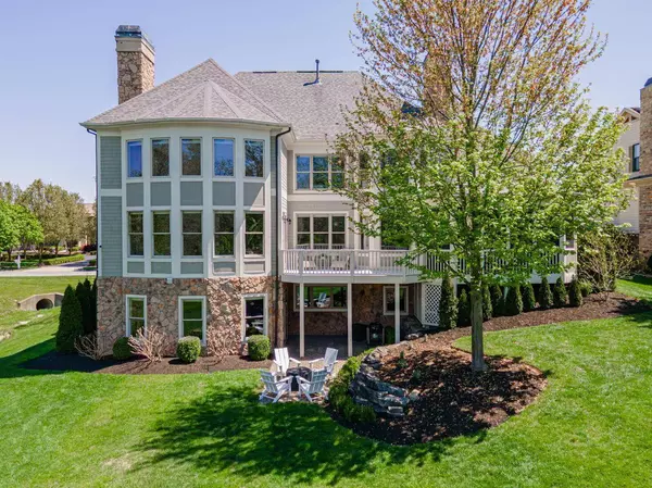 9071 Tartan Fields Drive, Dublin, OH 43017