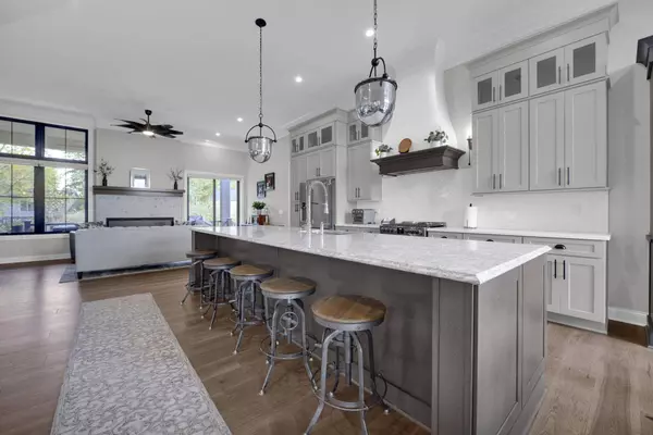 170 Barrington Place, Powell, OH 43065