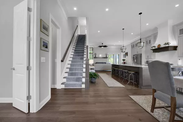 170 Barrington Place, Powell, OH 43065