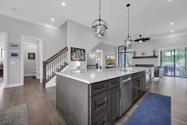 170 Barrington Place, Powell, OH 43065