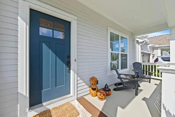 7678 Gateway Boulevard, Powell, OH 43065