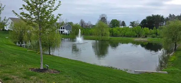 7678 Gateway Boulevard, Powell, OH 43065