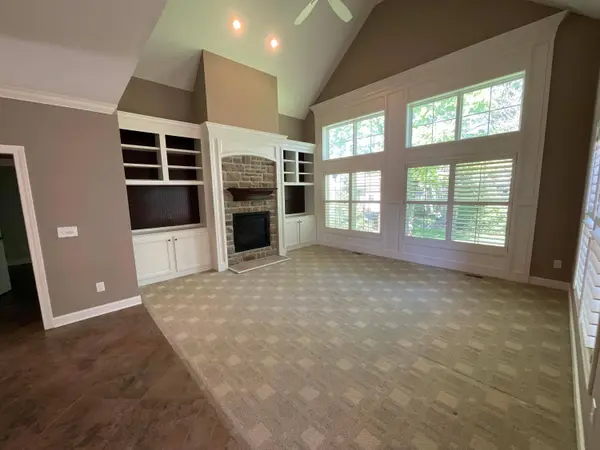 5704 Juliana Place, Columbus, OH 43235