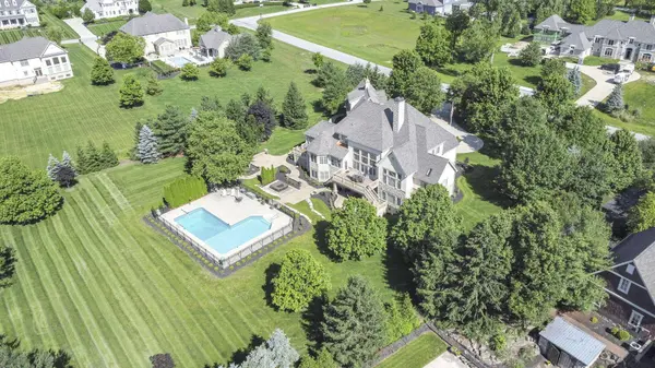 1839 Woodland Hall Drive, Delaware, OH 43015