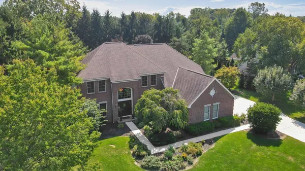 10415 Woodburn Drive, Powell, OH 43065