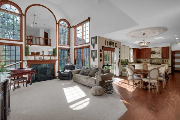 10415 Woodburn Drive, Powell, OH 43065