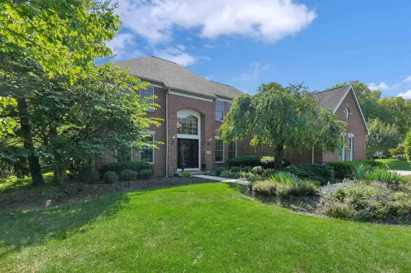 10415 Woodburn Drive, Powell, OH 43065