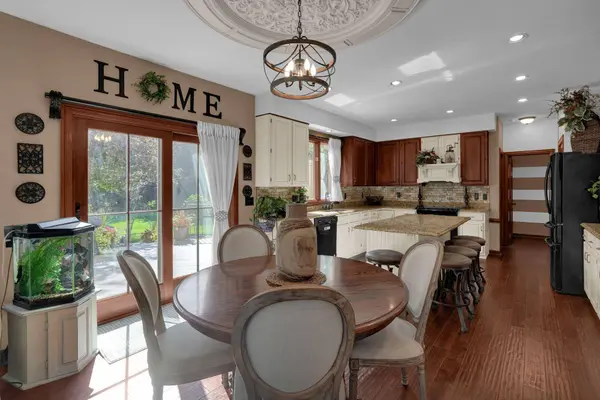 10415 Woodburn Drive, Powell, OH 43065