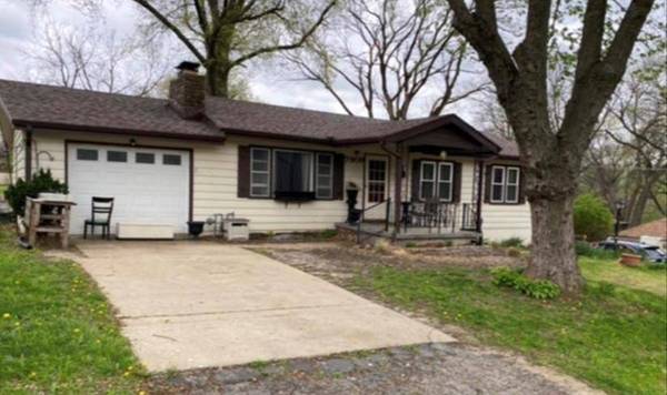 7909 Arnote RD, Pleasant Valley, MO 64068