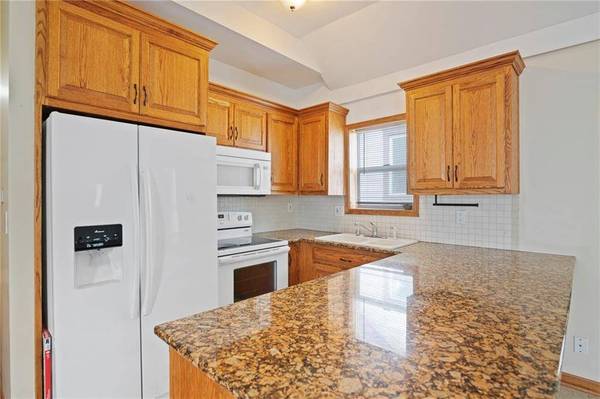 4408 State Line RD, Kansas City, KS 66103