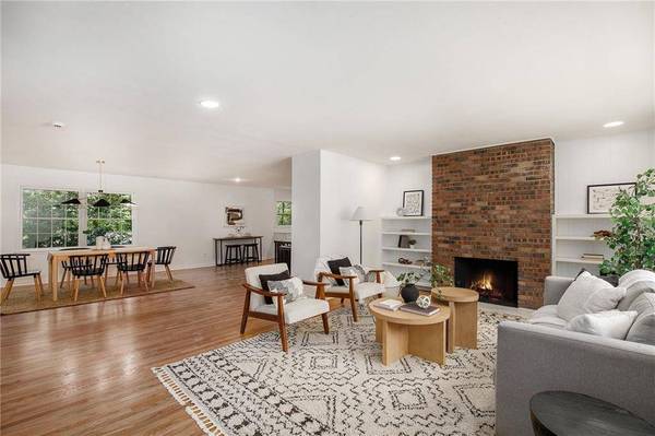 10701 Grandview RD, Kansas City, MO 64137