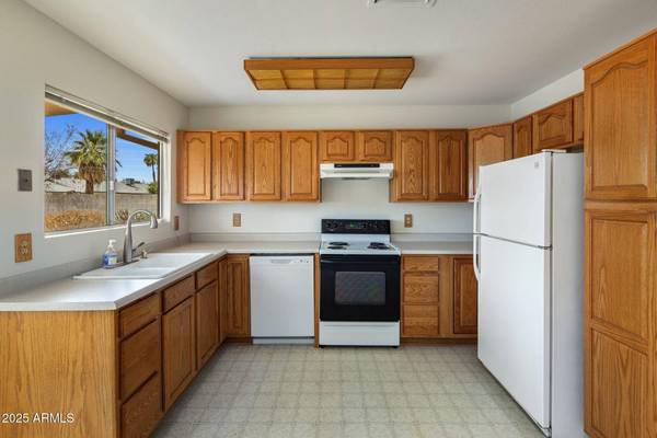 4721 W ORCHID Lane, Chandler, AZ 85226