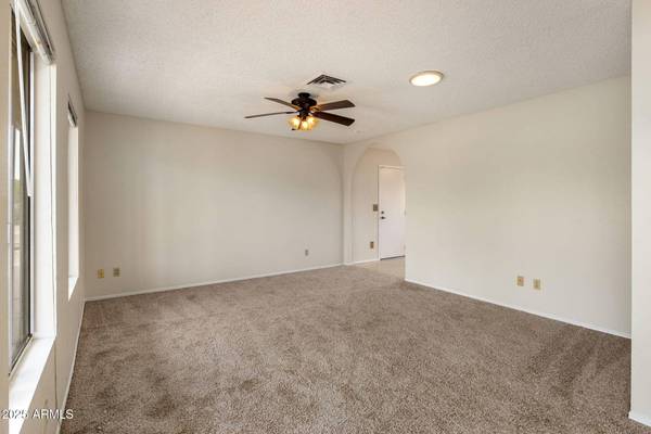 4721 W ORCHID Lane, Chandler, AZ 85226