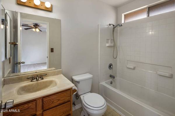 4721 W ORCHID Lane, Chandler, AZ 85226