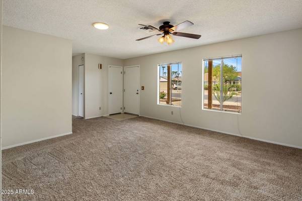 4721 W ORCHID Lane, Chandler, AZ 85226