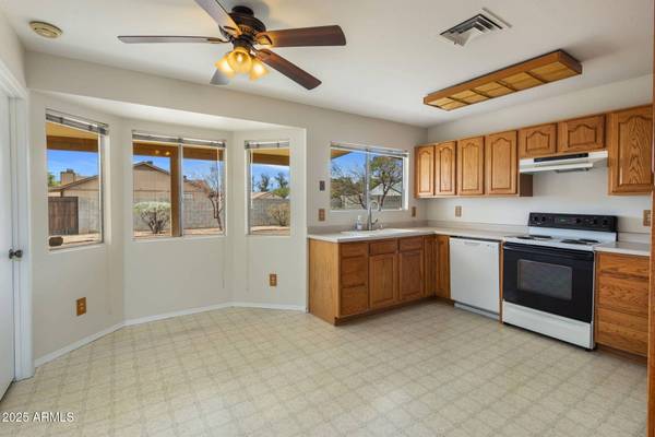 4721 W ORCHID Lane, Chandler, AZ 85226
