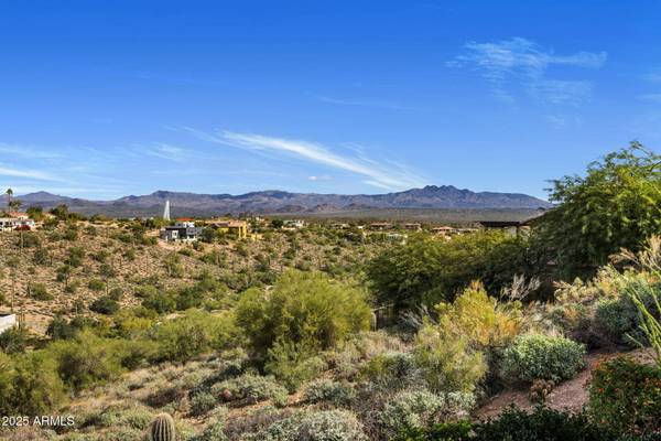 16148 E EMERALD Drive, Fountain Hills, AZ 85268