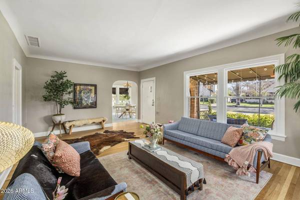 530 W CORONADO Road, Phoenix, AZ 85003