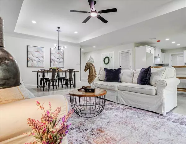 5226 Sanford RD, Houston, TX 77035