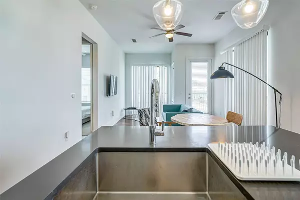 1508 Blodgett Street #609, Houston, TX 77004