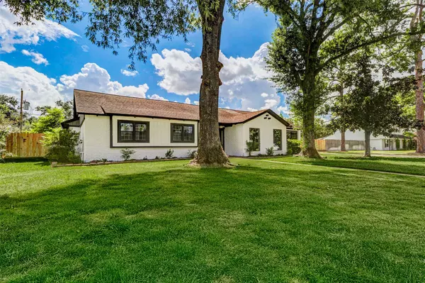 9923 Emnora LN, Houston, TX 77080