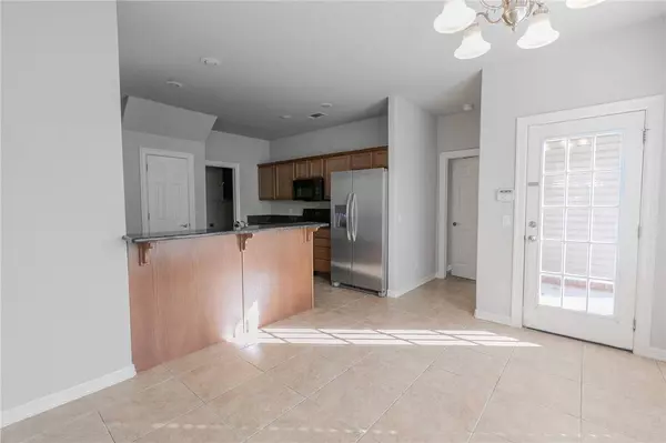 3600 S Tower Cir, Fayetteville, AR 72704