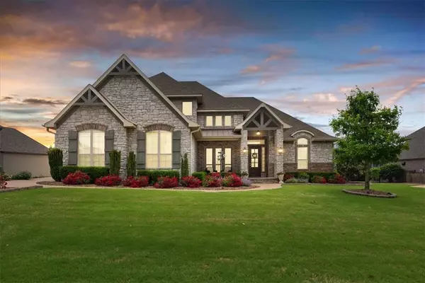 206 Torrance Dr, Cave Springs, AR 72718