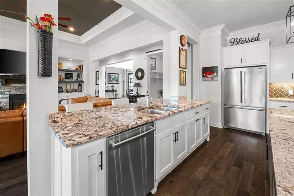 206 Torrance Dr, Cave Springs, AR 72718